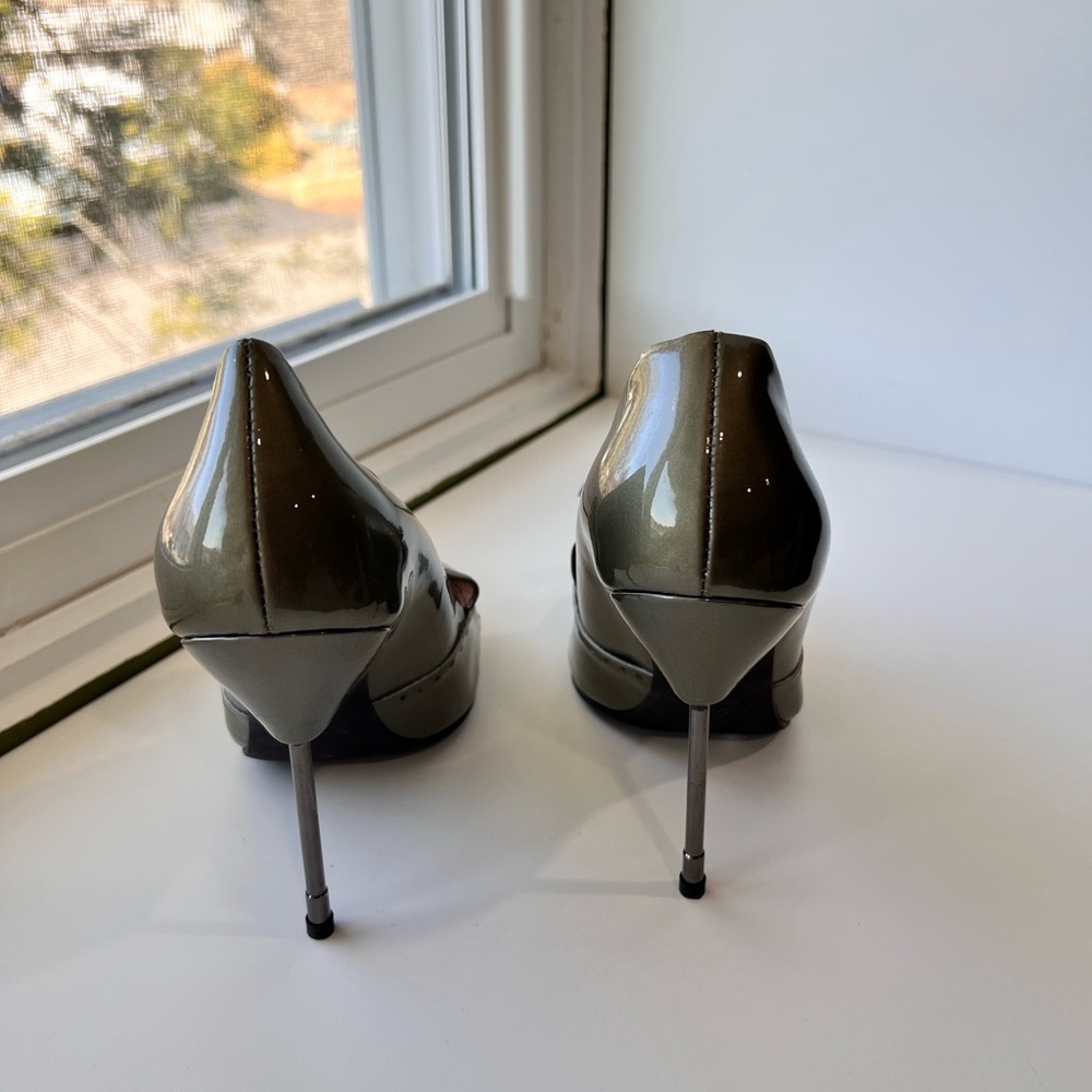 Kurt Geiger London Bond Women's Gray Tassel Heels 37 - Picture 5 of 16